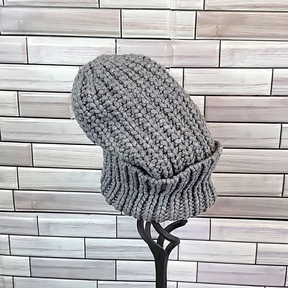 American Eagle Outfitters chunky knit winter beanie in grey One Size